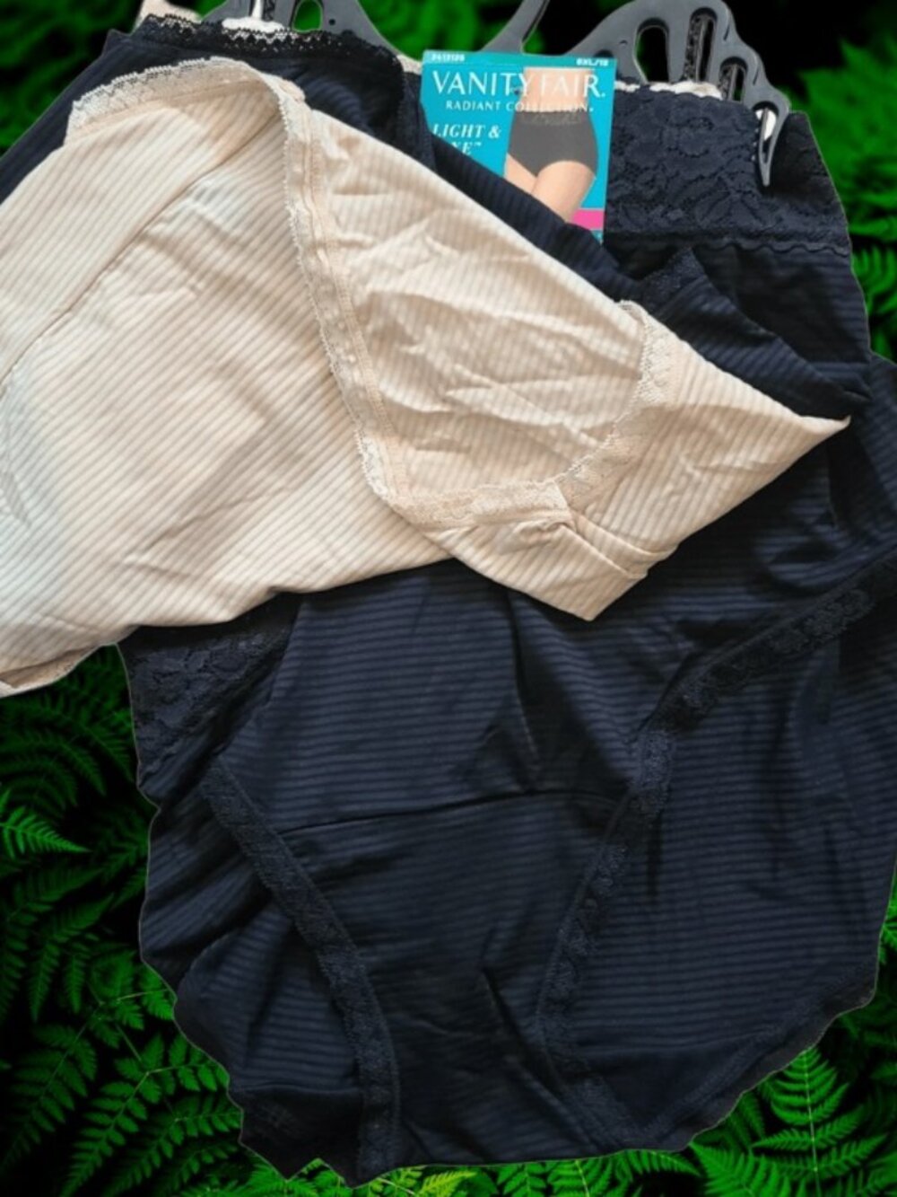 Vanity Fair Radiant Women's Light and Luxe Brief Underwear Size 5XL